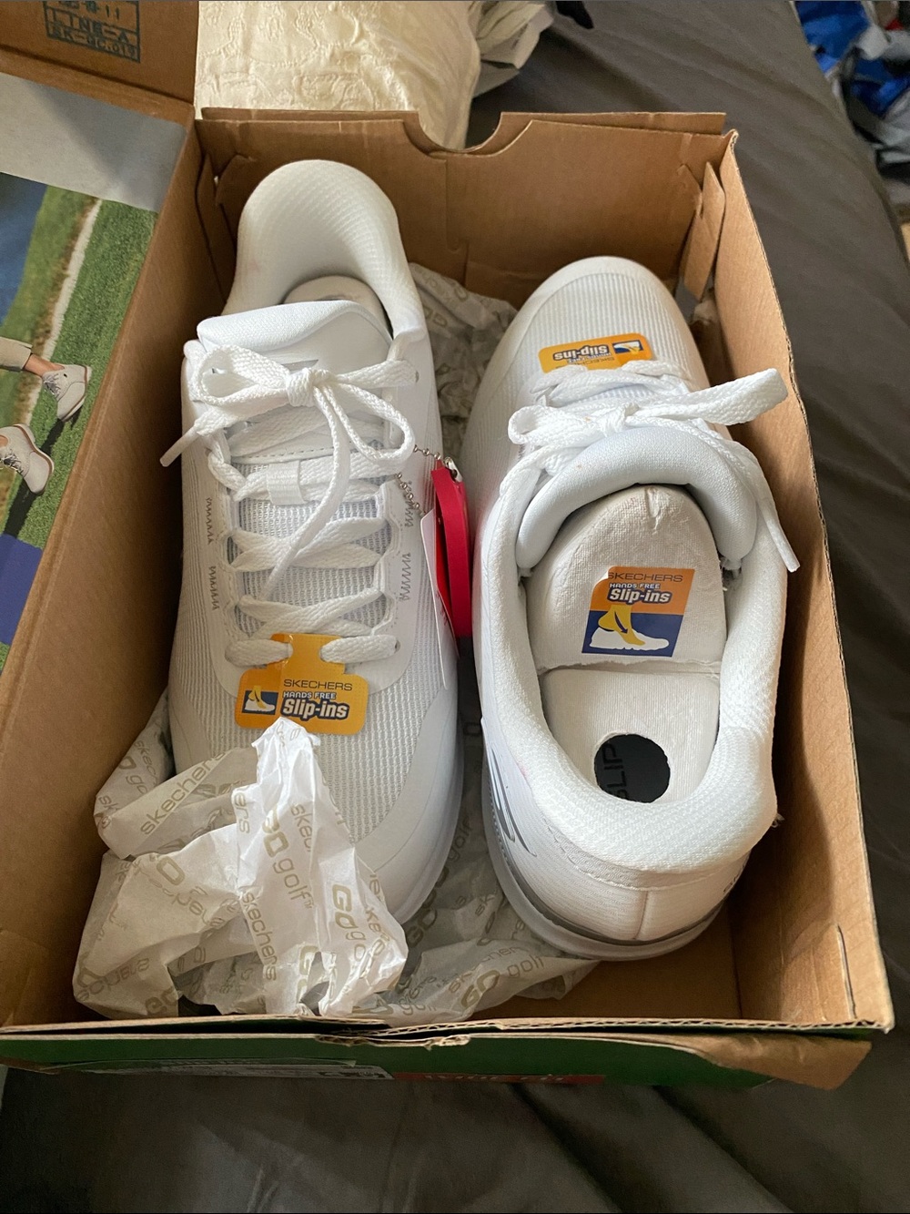 Skechers golf White Athletic Slip-Ins Sneakers size 6.5 wide Free Shipping.